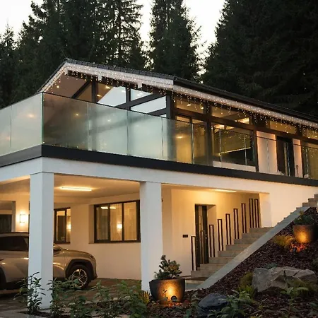 Berryhouse Βίλα